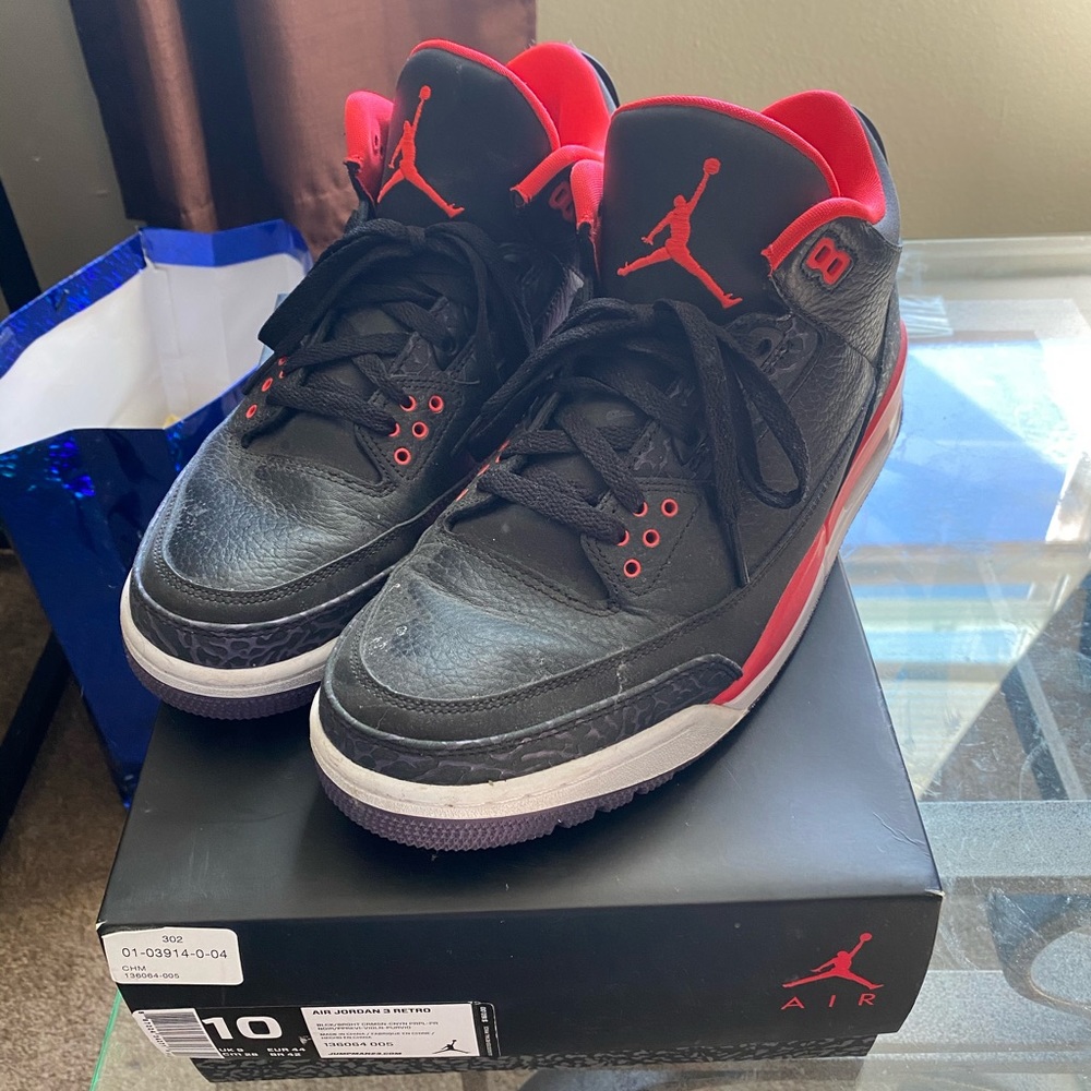 Jordan’s size 10